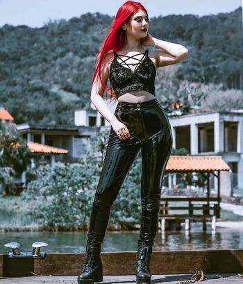 Full leaked Manuela mont page private onlyfans photo