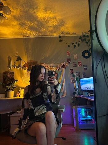 Full leaked Maroasmr private onlyfans photo