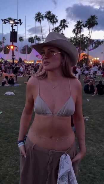 Full leaked Maren wolf private onlyfans photo