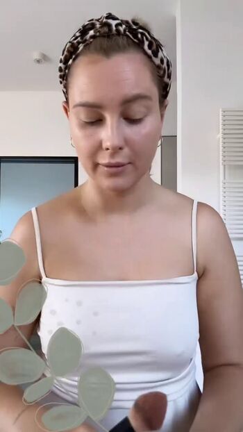 Full leaked Maren wolf private onlyfans photo