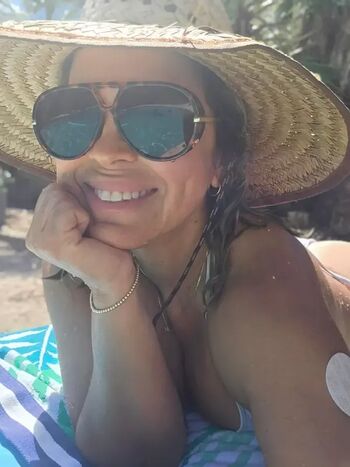Full leaked Margo pools private onlyfans photo