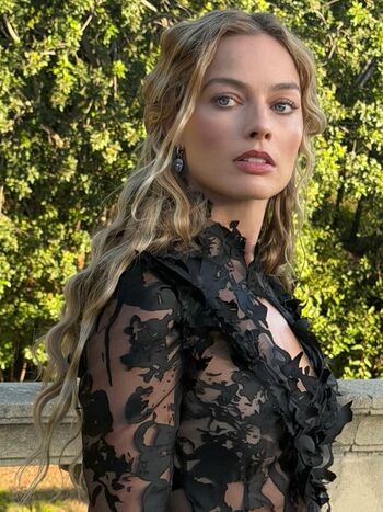 Margot Robbie