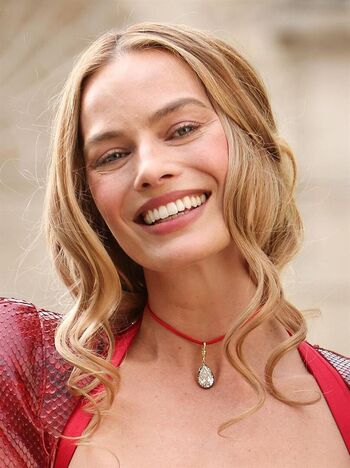 Margot Robbie