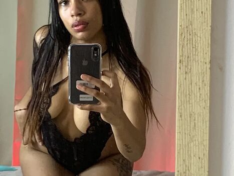 Mari_Sweeet Mari_Mendoza