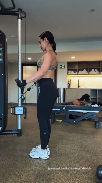 Maria Gabriela De Faria