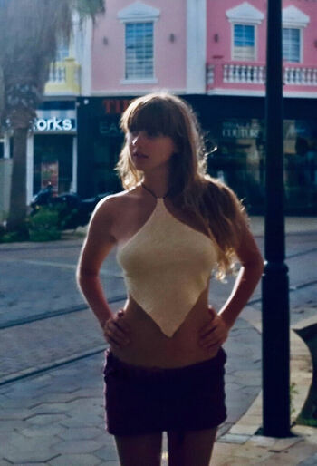 Full leaked Maria hermie  page private onlyfans photo