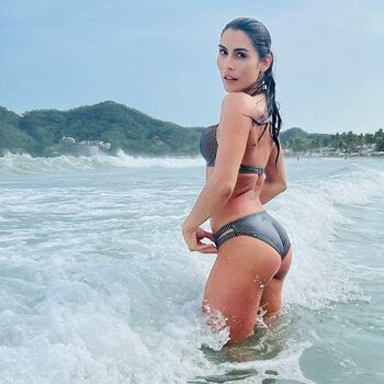 Full leaked Maria leon private onlyfans photo