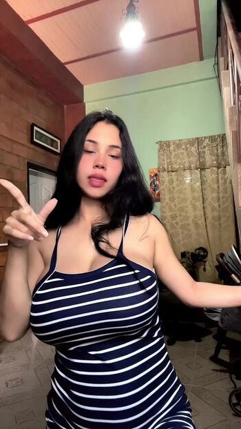 Full leaked Maria pernia private onlyfans photo