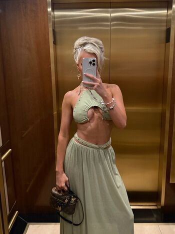 Full leaked Mariah may  page private onlyfans photo