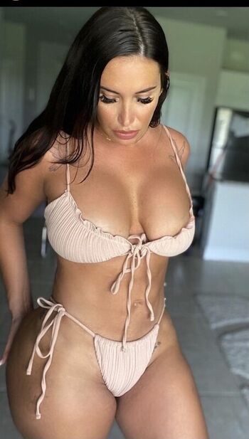 Full leaked Mariahhbrianne private onlyfans photo