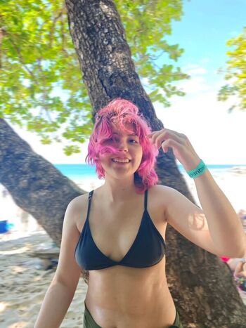 Full leaked Mariansaurus private onlyfans photo