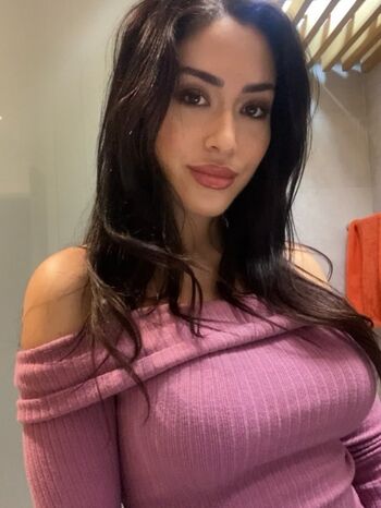 Maricel Freire Hotwife