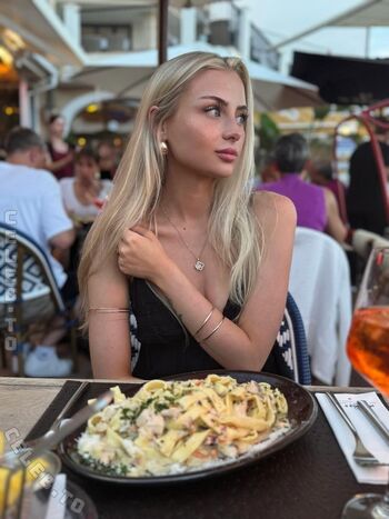 Full leaked Mariedetter private onlyfans photo