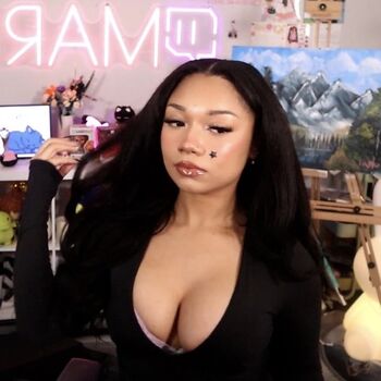 Full leaked Mariiiisel private onlyfans photo