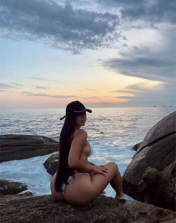 Full leaked Marinaleaog private onlyfans photo