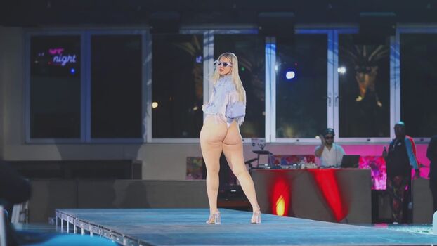 Full leaked Marissa dubois private onlyfans photo