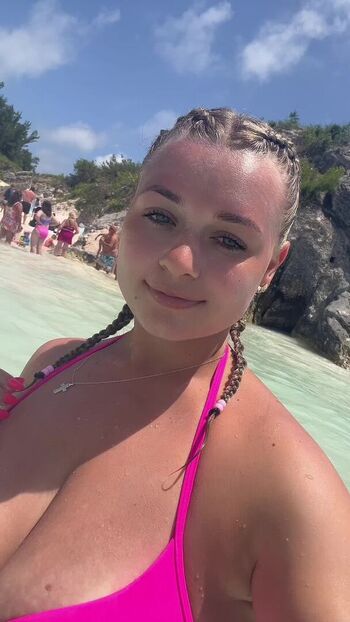 Full leaked Marlenejcole private onlyfans photo