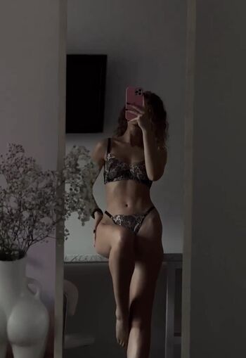 Full leaked Mary lvk private onlyfans photo