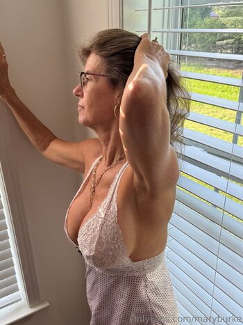 Full leaked Maryburke private onlyfans photo