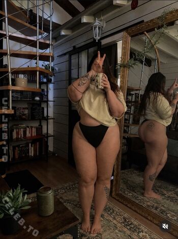 Full leaked Maryismyra private onlyfans photo
