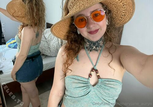 MaryjaneAuryn