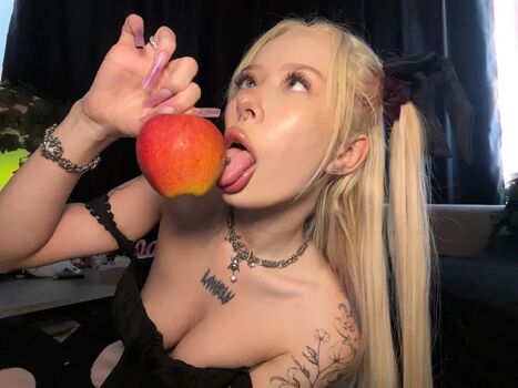 Full leaked Maryme private onlyfans photo