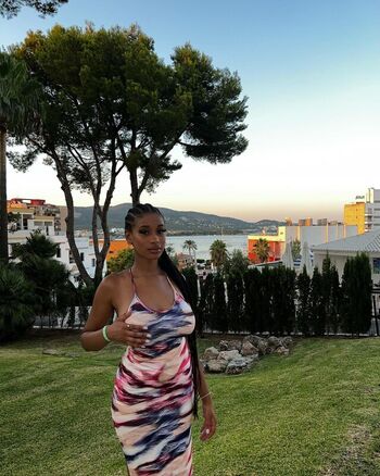 Full leaked Maryyyxlo private onlyfans photo