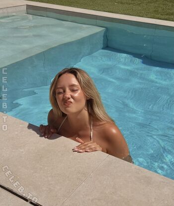 Full leaked Mashabk private onlyfans photo