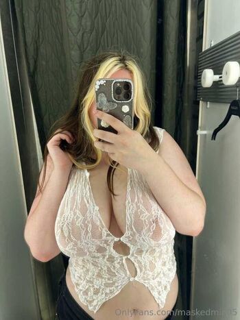 maskedmia05