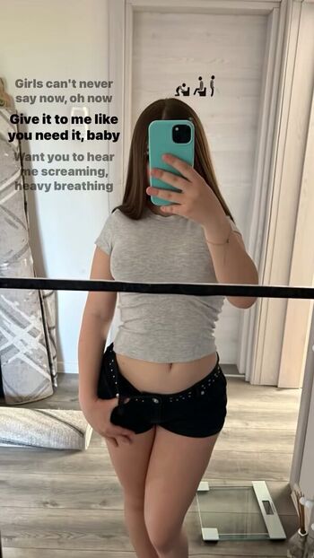 Full leaked Matea mileska private onlyfans photo