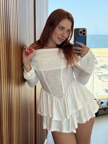Full leaked Mature women page private onlyfans photo