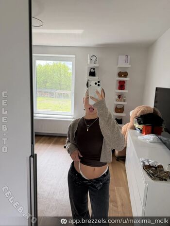 Full leaked Maxima mclk private onlyfans photo