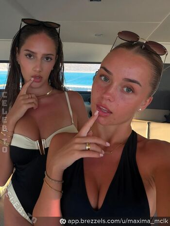 Full leaked Maxima mclk page private onlyfans photo
