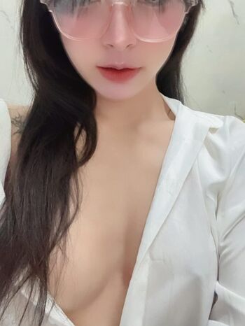 Full leaked Mayyy private onlyfans photo