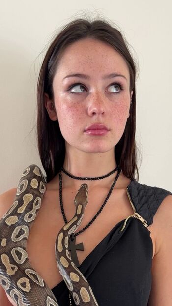 Full leaked Mazzy joya private onlyfans photo