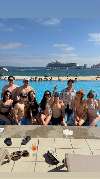 Full leaked Mcddle private onlyfans photo