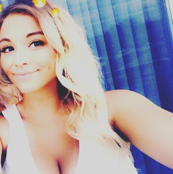 Full leaked Mckenna demoe page private onlyfans photo