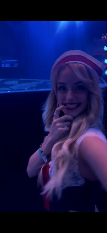 Full leaked Mckenna grace  page private onlyfans photo