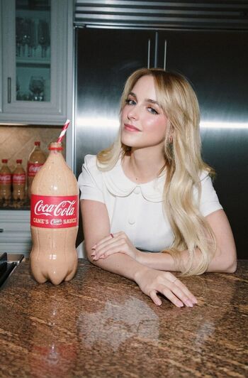 Full leaked Mckenna grace  page private onlyfans photo