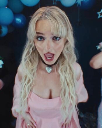 Full leaked Mckenna grace  page private onlyfans photo