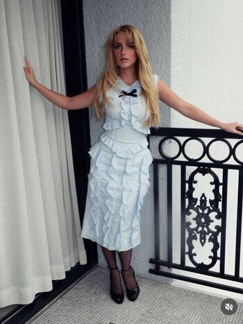 Full leaked Mckenna grace  page private onlyfans photo