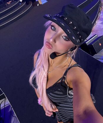 Full leaked Mckenzie brooke private onlyfans photo