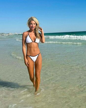 Full leaked Mckinzie roth private onlyfans photo