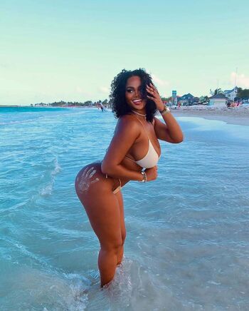 Full leaked Medina imani private onlyfans photo