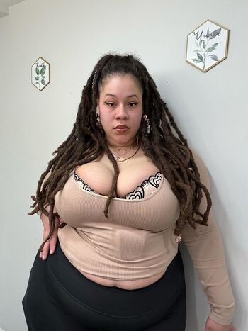 Full leaked Megamiandyami private onlyfans photo