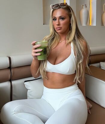 Full leaked Megan bayne  page private onlyfans photo