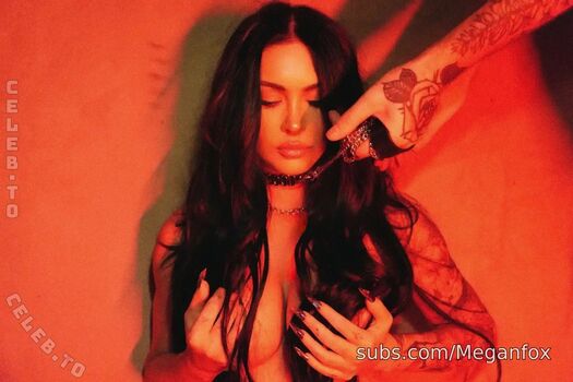 Full leaked Megan fox private onlyfans photo