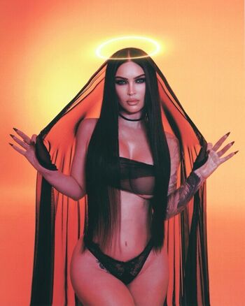 Full leaked Megan fox private onlyfans photo