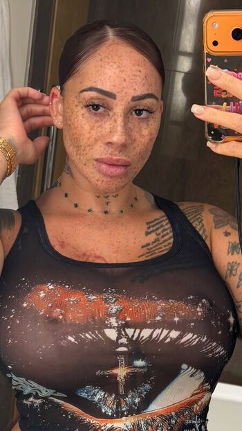 Full leaked Meganxdenise private onlyfans photo