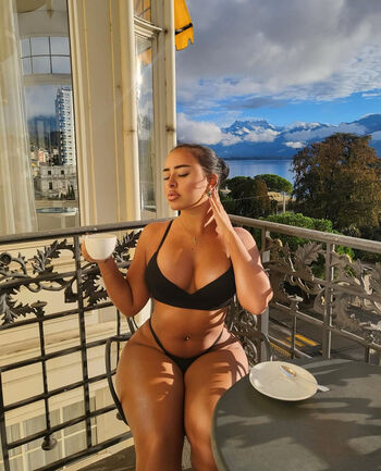 Full leaked Melanybrbs private onlyfans photo